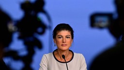 Sahra Wagenknecht während einer Pressekonferenz.