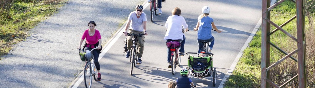 Radfahrer auf dem Radschnellweg Ruhr (RS1)