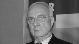 Portrait von Fritz Pleitgen, ehemaliger Intendant des WDR. 
