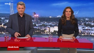 AKS Moderatoren Mona Ameziane und Martin von Mauschwitz am 02.02.2023