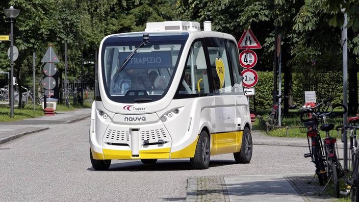 BVG und Charite testen autonome E Kleinbusse in Berlin