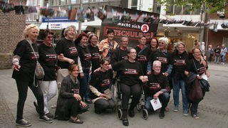 Gruppenfoto der Patientinnen und Nebenklägerinnen im Bottroper Apothekerskandal.