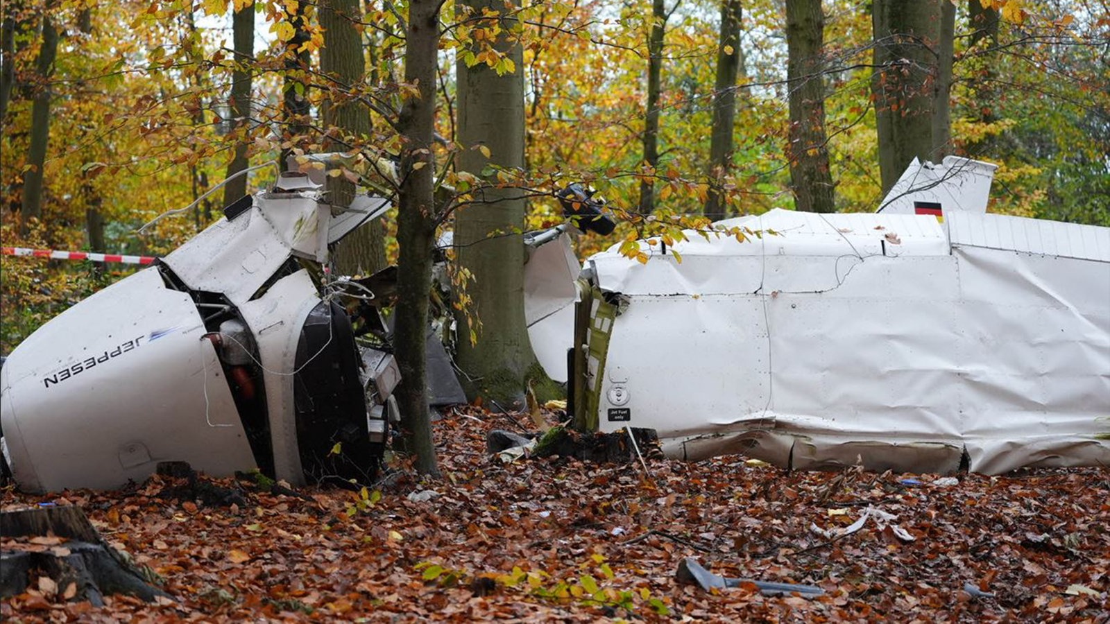 Flugzeugabsturz in Hünxe Ermittlungen gegen Fluglehrer Ruhrgebiet