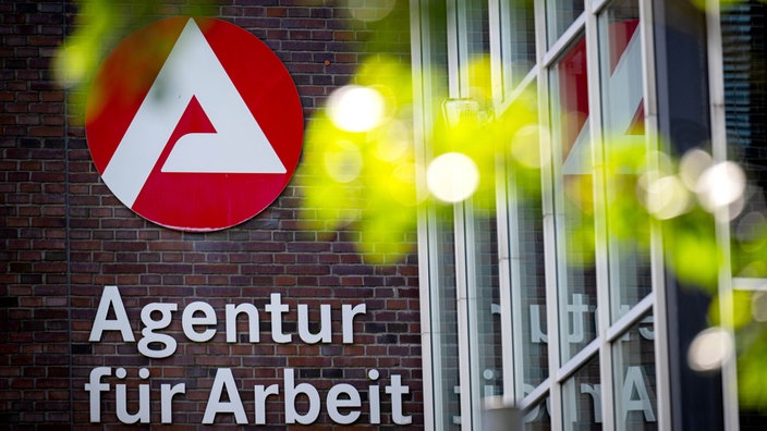 Agentur für Arbeit - neue Zahlen zur Arbeitslosigkeit