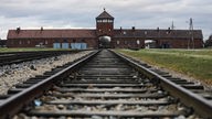 Einfahrt des Konzentrationslagers in Auschwitz