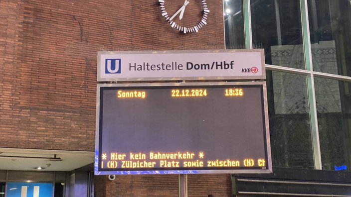 Anzeige am Kölner HBF