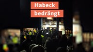Bauern hindern Minister Habeck am Verlassen einer Fähre
