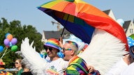 Kostümierte  Teilnehmer beim CSD in Köln