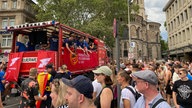 Feuerwehrwagen beim CSD