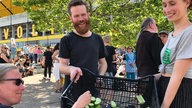 Kostenlose Snackausgabe bei der Demo in Aachen