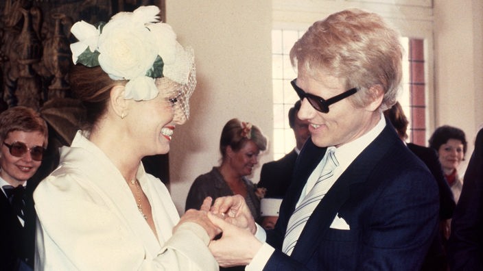 Hannelore Kramm bei ihrer Hochzeit mit Heino