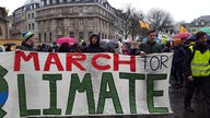 In Bonn demonstrierten mehr als 2.000 Teilnehmer für den Klimaschutz.