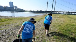 Initative RhineCleanUp sammelt Müll am Rheinufer