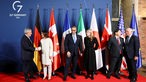 Die deutsche Außenministerin Annalena Baerbock mit ihren Amtskollegen Melanie Joly (Kanada), Yoshimasa Hayashi  (Japan), James Cleverly (Großbritannien), Josep Borrell (EU) und Antonio Tajani (Italien) 