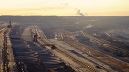 Blick über die Grube des Hambacher Tagebaus