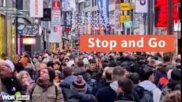 Menschenmassen auf der Hohe Straße in Köln