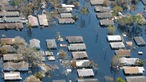 Häuser unter Wasser nach Hurrikan Katrina in den USA