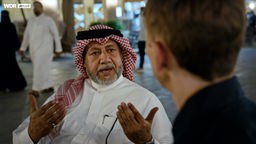 Khalid Salman, Ex-Fußballprofi und WM-Botschafter von Katar im Gespräch mit dem ZDF