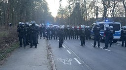 Polizeieinsatz nach Spiel Köln Leverkusen