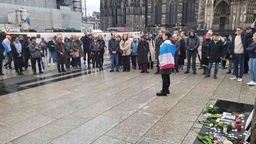 Mahnwache für Alexey Nawlany vor dem Kölner Dom