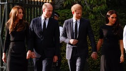 Der britische Prinz Harry und Prinzessin Kate, Prinz William und Meghan nach dem Tod von Queen Elizabeth II