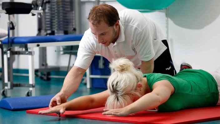 Bonn: Physiotherapie in einem neurologischen Rehabilitationszentrum