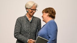 Christine Lagarde (EZB) und Angela Merkel bei der Verleihung des Staatspreises NRW