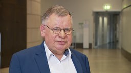 Hans-Jochem Witzke vom Mieterbund NRW im Landtag
