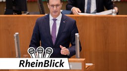 Ministerpräsident Hendrik Wüst spricht im Landtag