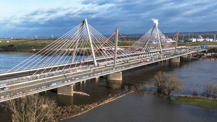 Leverkusener Brücke wird eröffnet 