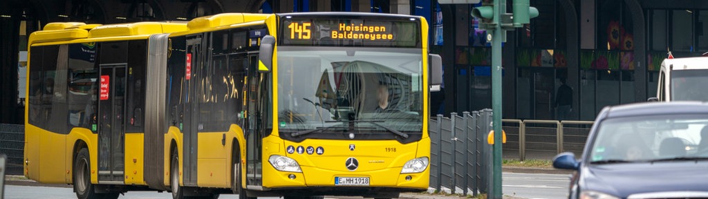 Bus, Bahn und Refionalzüge in Essen