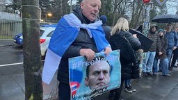 Sergej Guljaew bei einer Nawalny-Demo in Bonn