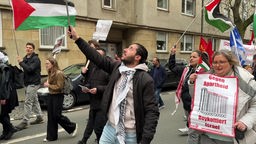 Pro-Palästina-Protest bei Ostermarsch in Duisburg