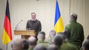 Boris Pistorius (SPD), Bundesminister der Verteidigung, spricht in Kiew zu ukrainischen Soldaten