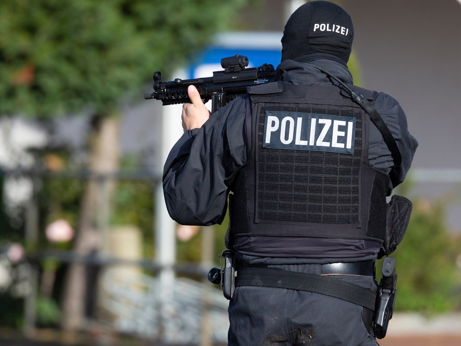 So nutzt die NRW-Polizei Maschinenpistolen - Landespolitik