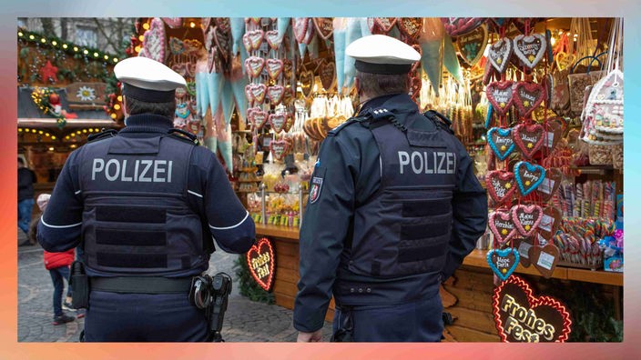 Polizei auf dem Weihnachtsmarkt 