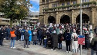 Rund 500 Menschen nehmen an der Pro-Palästina-Demo in Bielefeld teil