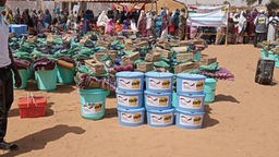 Hilfspakete von Help für Menschen in Niger 