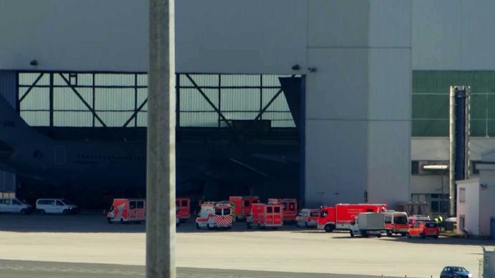Rettungswagen am Flughafen Köln/Bonn