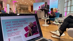 Laptop-Bildschirm, Telekomstudie in Bonn