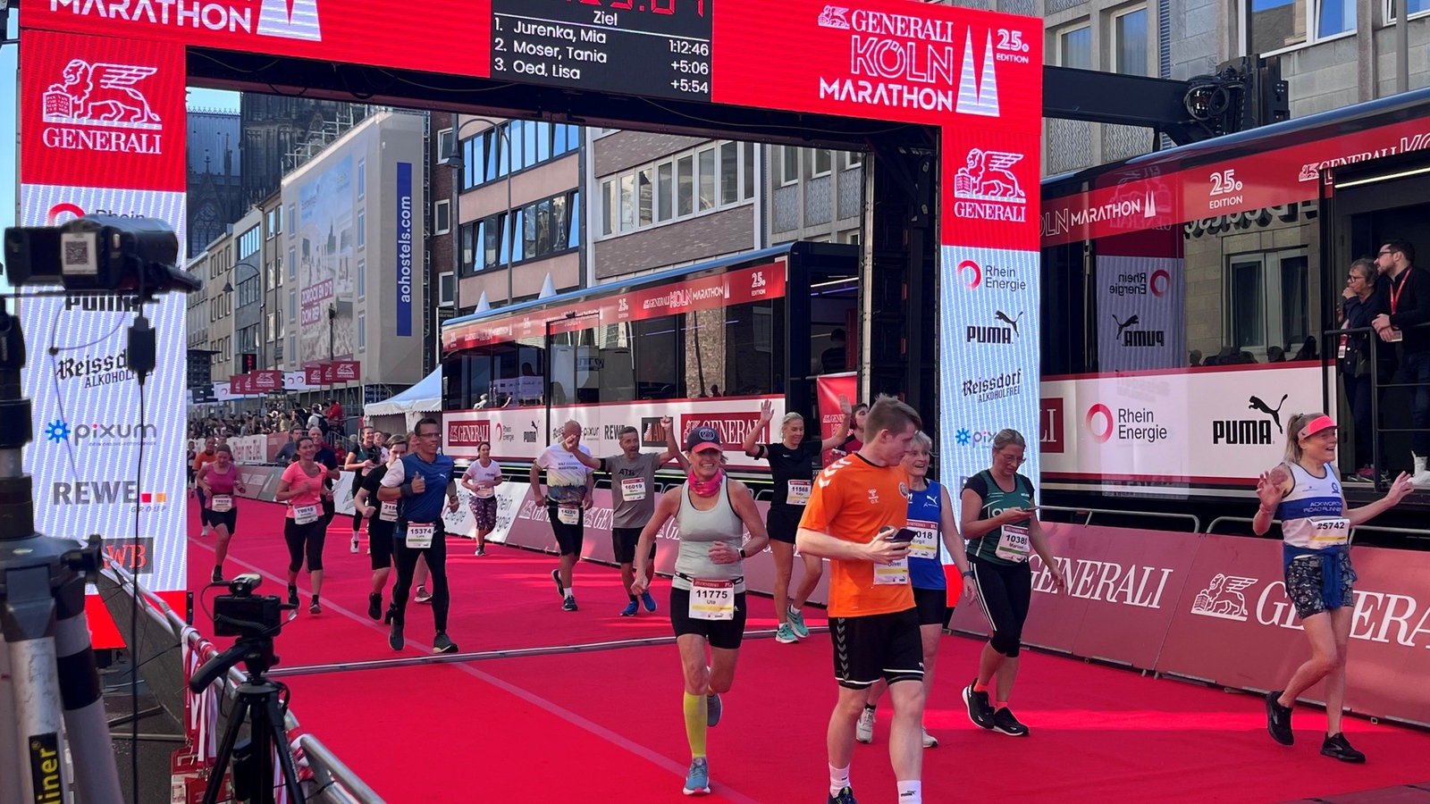 Köln feiert seinen Marathon Eindrücke vom Tag Rheinland