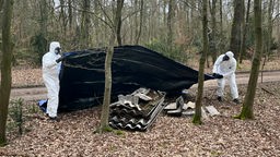 Mit Asbest belasteter Müll wurde in Mönchengladbach-Hardt illegal entsorgt