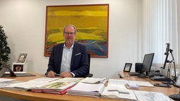 Bürgermeister Volker Mießeler im Büro