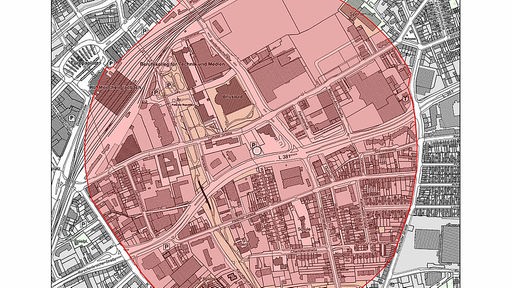 Eine Karte der Stadt Mönchengladbach, welche einen 500 Meter Radius um die Fundstelle zeigt.