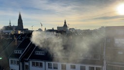 Rauch über dem Eigelstein-Viertel.