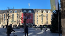 Außenansicht der Galeria Karstadt Kaufhof Filiale in der Innenstadt von Bonn