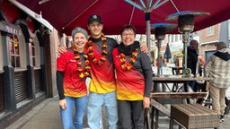 Familie Frei ist aus dem Schwabenland zur Handball-Em nach Düsseldorf angereist