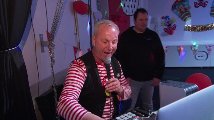 Karnevals-DJ in der JVA