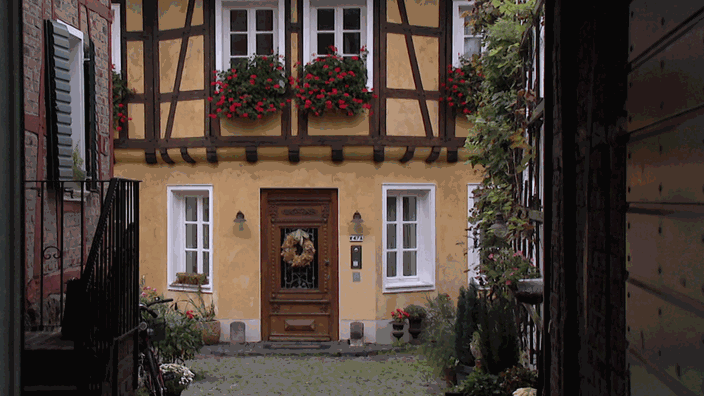 Zu sehen ist ein Fachwerkhaus in Muffendorf. 