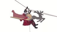 Nikolaus schwebt an einem Drahtseil in der Luft in Wuppertal